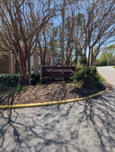 The entrance to Woodridge apartment community